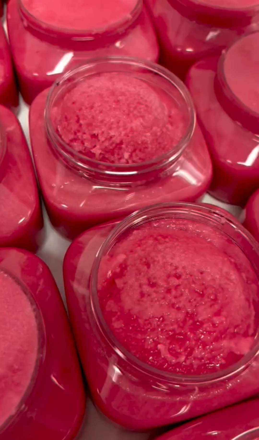 اسکراب توت فرنگی